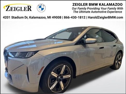 New 2026 BMW iX xDrive45 image 1