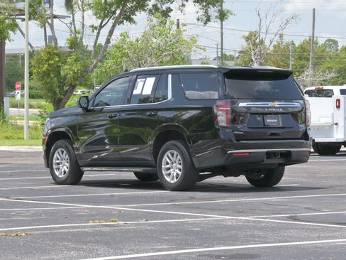 Used 2023 Chevrolet Tahoe LS RWD image 3