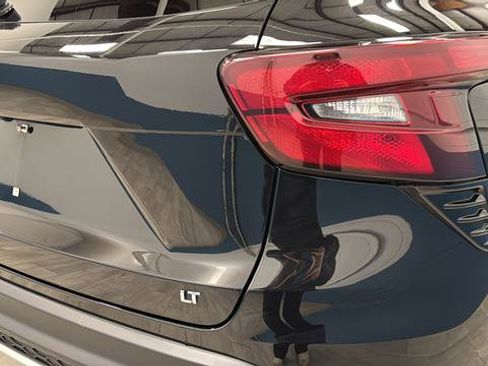 Used 2025 Chevrolet Trax LT image 30