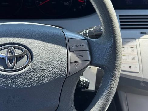Used 2007 Toyota Avalon XL FWD image 25