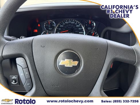 Used 2025 Chevrolet Express 2500 w/ Driver Convenience Package RWD image 18