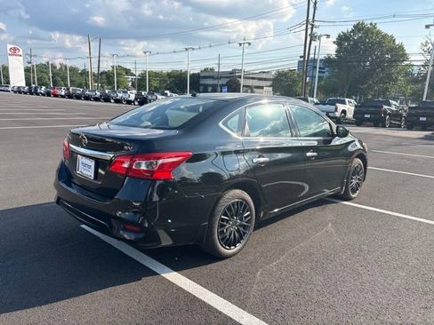 Used 2017 Nissan Sentra SV FWD image 10