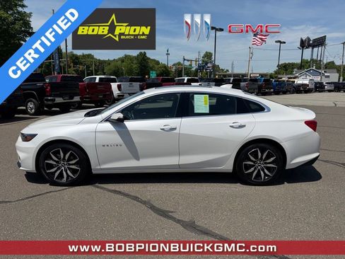 Certified 2018 Chevrolet Malibu LT w/ Leather Package FWD image 3