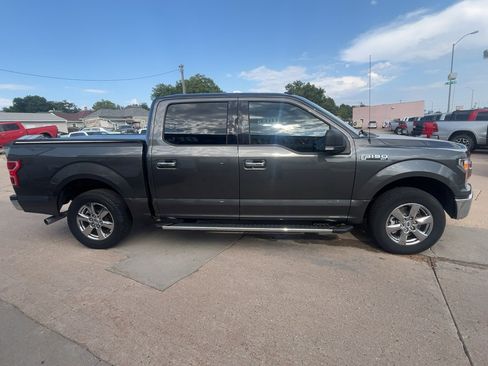 Used 2019 Ford F150 XLT w/ Equipment Group 301A Mid image 4