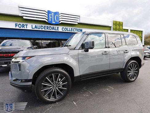 Used 2025 Lexus GX 550 image 1