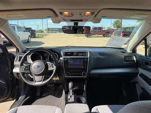 Used 2019 Subaru Outback 2.5i Premium image 21