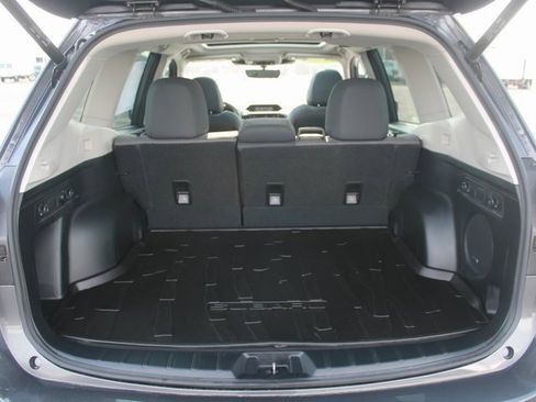 Used 2024 Subaru Forester Sport image 17