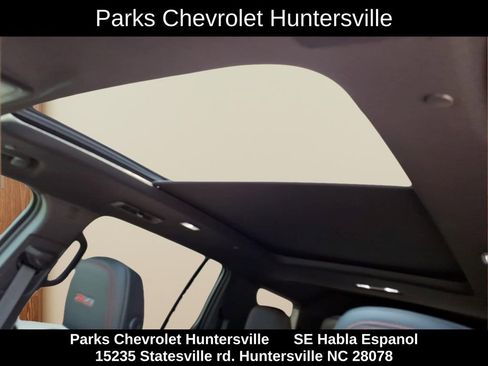 New 2026 Chevrolet Traverse Z71 w/ Enhanced Driving Package AWD/4WD image 19