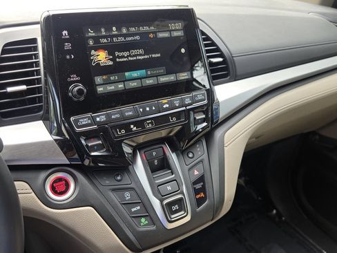 Used 2024 Honda Odyssey EX-L image 21