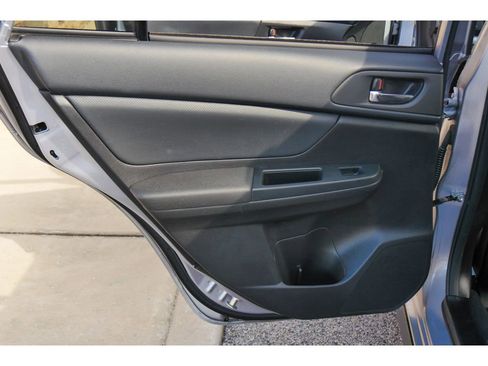 Used 2013 Subaru Crosstrek 2.0i Limited image 16