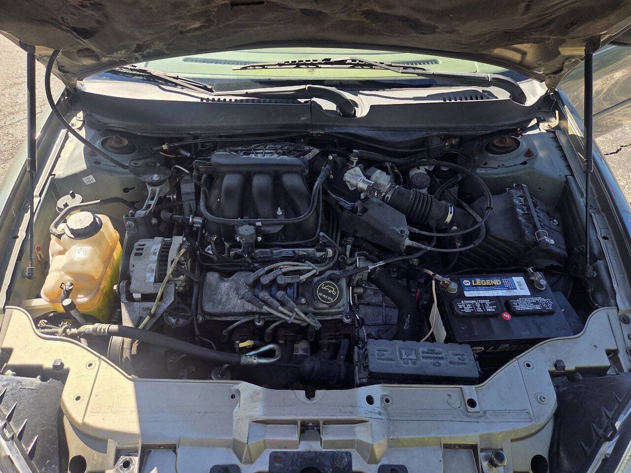 Used 2007 Ford Taurus SE FWD image 13