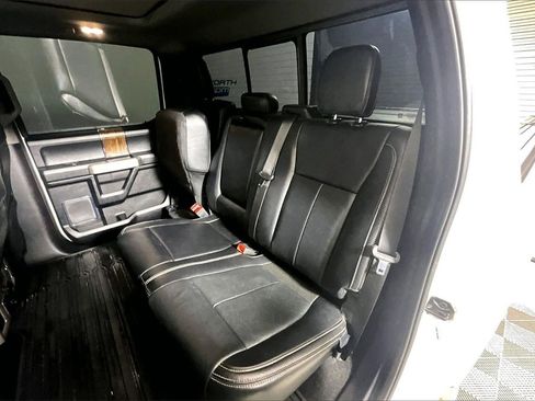 Certified 2019 Ford F150 Lariat w/ Equipment Group 502A Luxury image 22