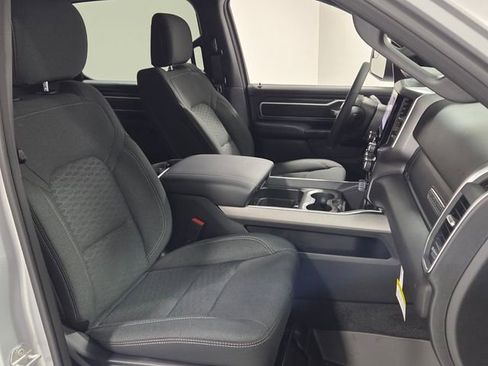 New 2026 RAM 1500 Big Horn w/ Night Edition AWD/4WD image 17