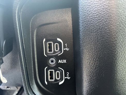 Used 2025 RAM 1500 Big Horn AWD/4WD image 26
