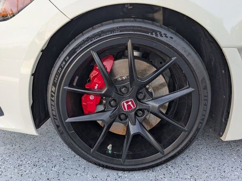 Certified 2025 Honda Civic Type R image 9