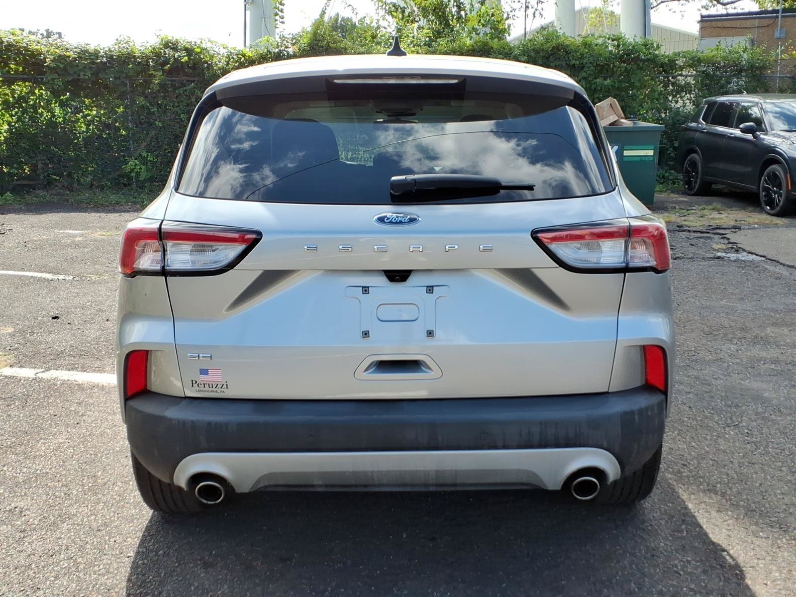 Used 2022 Ford Escape SE FWD image 4