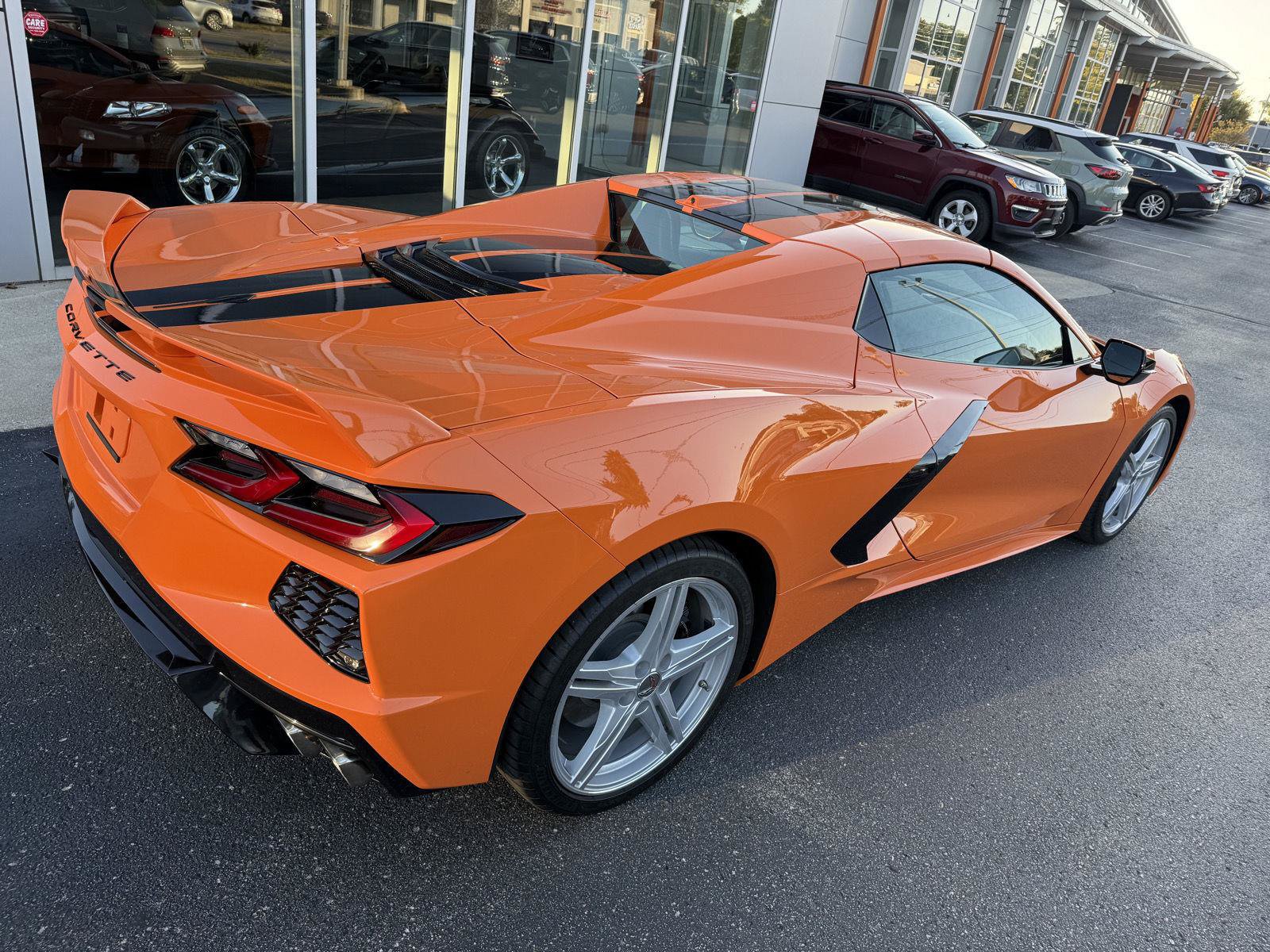 Used 2024 Chevrolet Corvette Stingray Preferred Conv w/ Z51 Performance Package RWD image 3