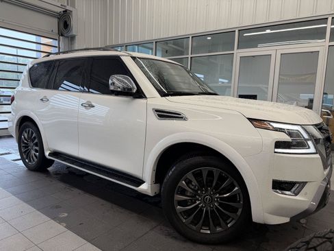 Used 2024 Nissan Armada Platinum w/ Captain's Chairs Package AWD/4WD image 3