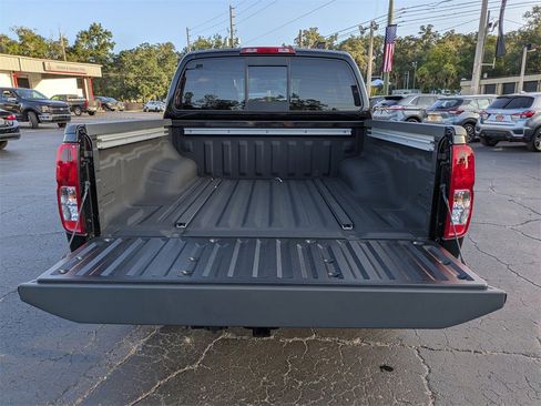 Used 2021 Nissan Frontier SV image 13