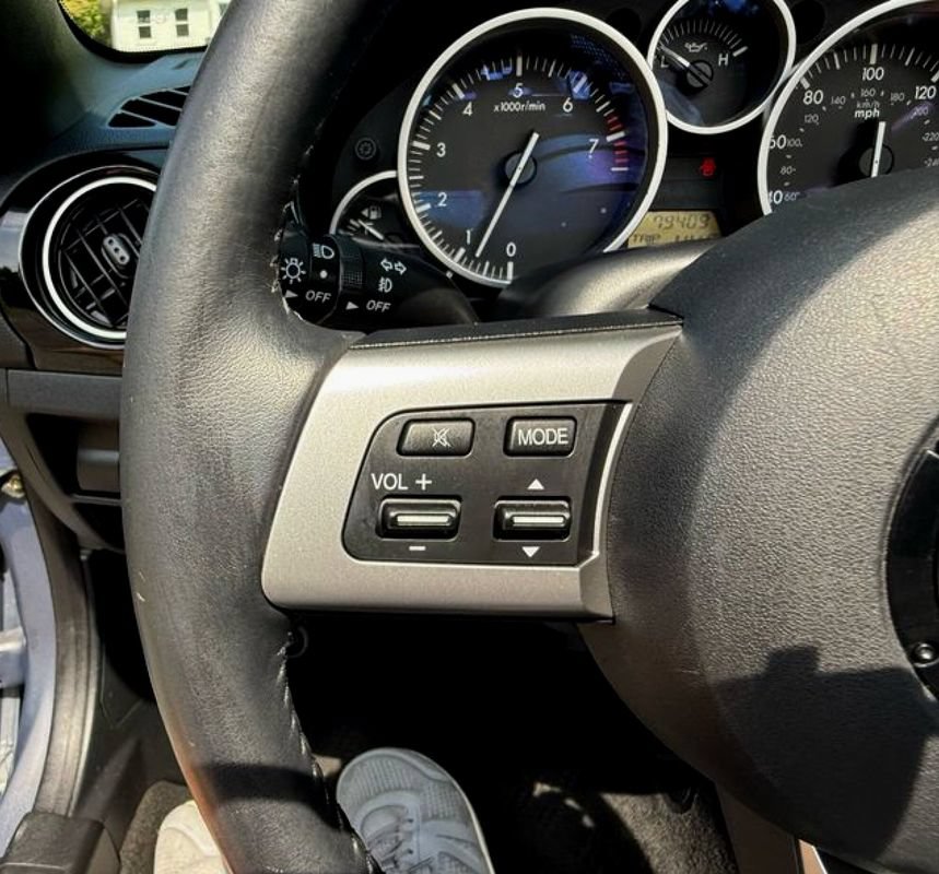 Used 2007 MAZDA MX-5 Miata Grand Touring w/ Premium Pkg RWD image 20