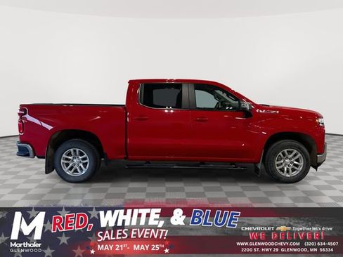 Used 2022 Chevrolet Silverado 1500 LT AWD/4WD image 1