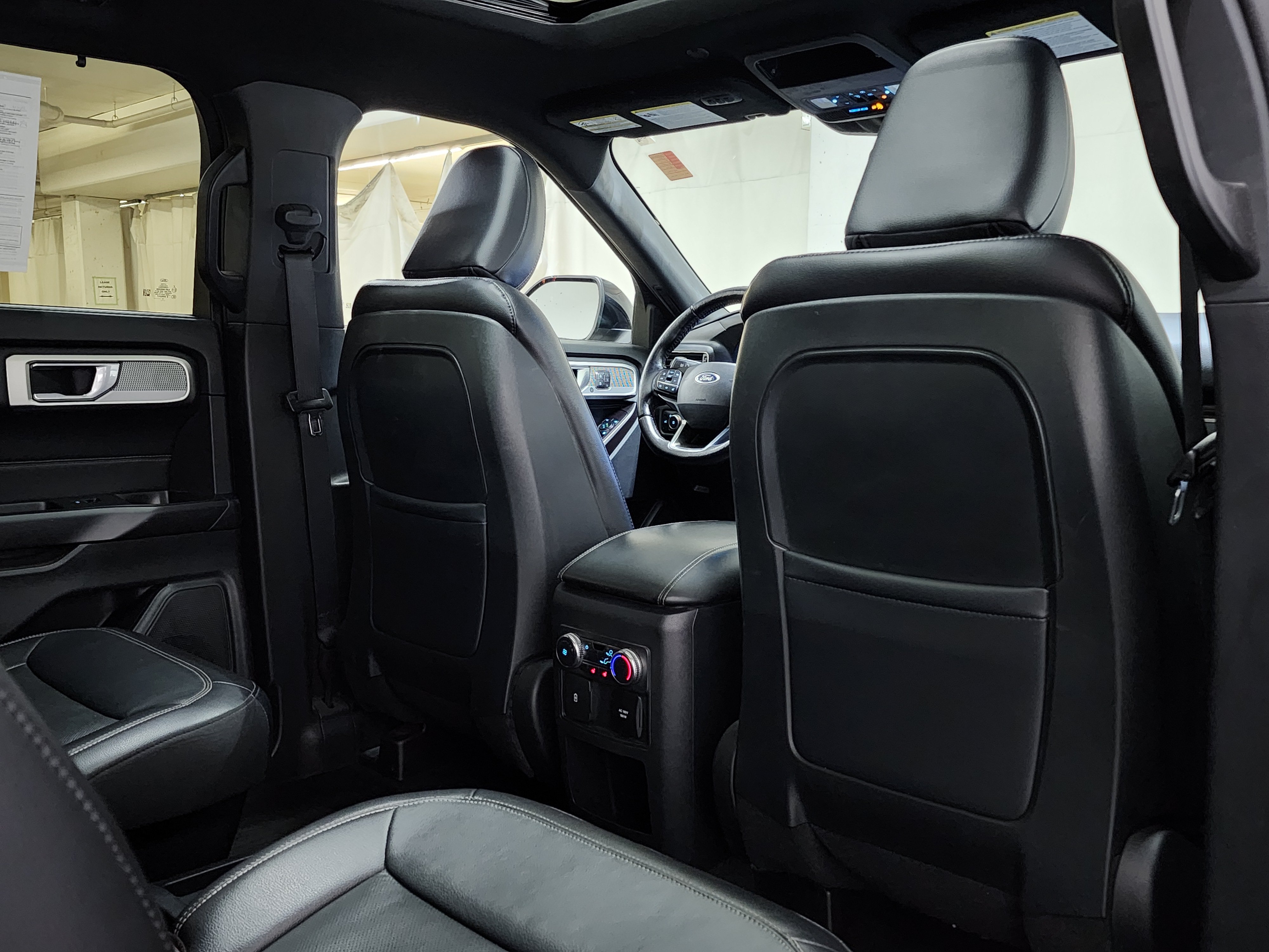 Used 2020 Ford Explorer Limited AWD/4WD image 21