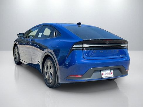 New 2026 Toyota Prius Plug-In Hybrid image 7