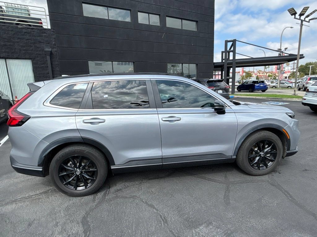 Used 2023 Honda CR-V Sport image 3