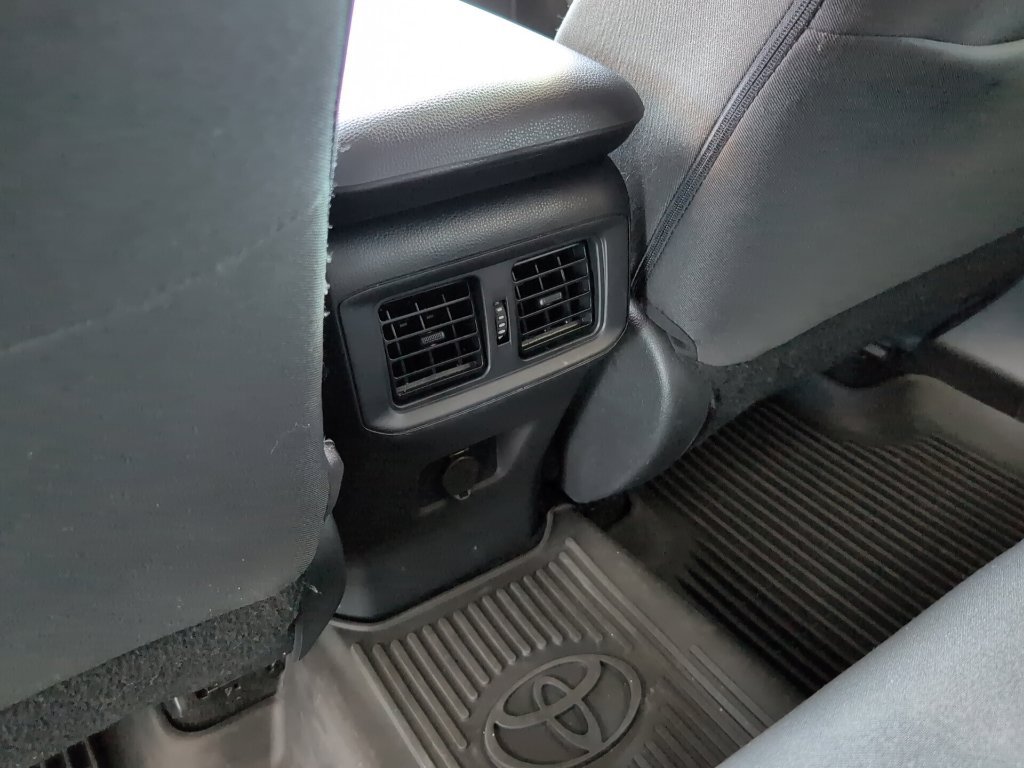 Used 2024 Toyota RAV4 LE AWD/4WD image 17