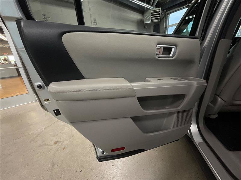 Used 2012 Honda Pilot EX image 17