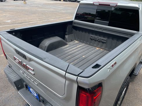 Used 2020 GMC Sierra 1500 SLT AWD/4WD image 33
