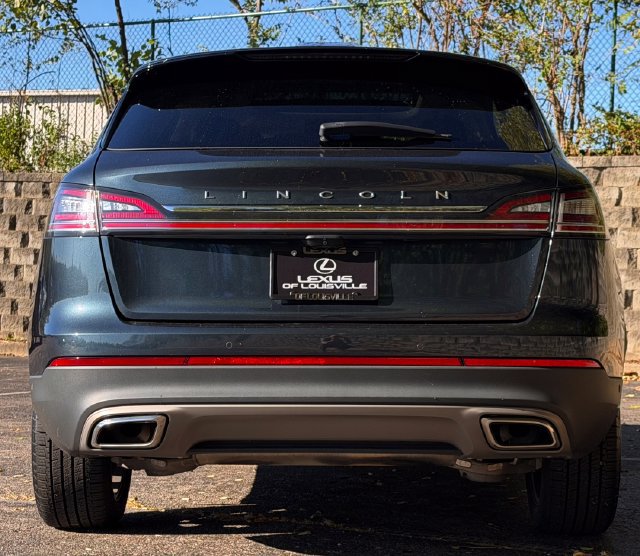 Used 2022 Lincoln Nautilus Reserve AWD/4WD image 8