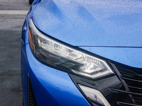 Certified 2025 Nissan Sentra SR image 5