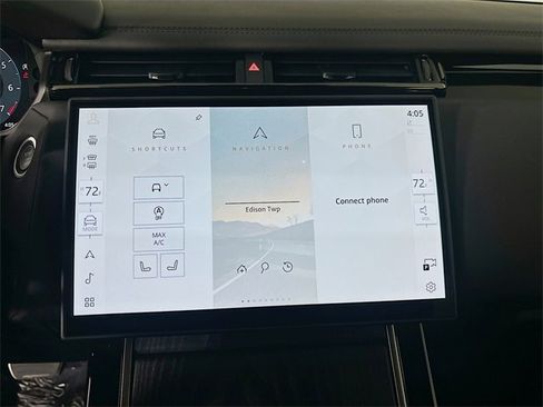 New 2026 Land Rover Range Rover Velar Dynamic SE image 16