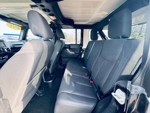 Used 2016 Jeep Wrangler Unlimited Sport w/ Quick Order Package 24S image 26