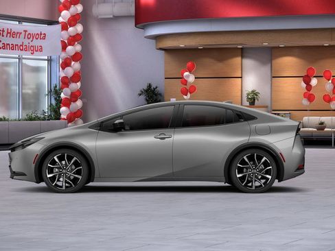 New 2026 Toyota Prius Plug-In Hybrid FWD image 4