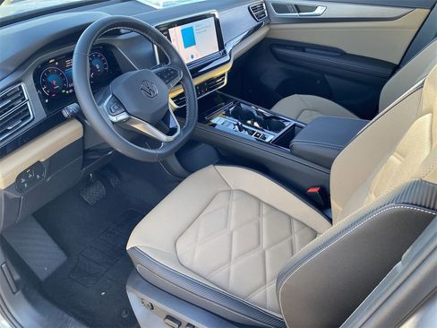 New 2026 Volkswagen Atlas Cross Sport SE image 14