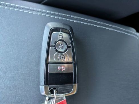 Used 2025 Ford Bronco Outer Banks AWD/4WD image 30