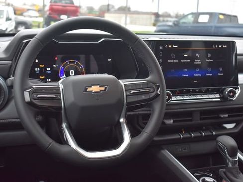 New 2026 Chevrolet Colorado LT image 19