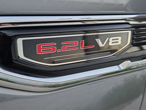 Used 2025 GMC Sierra 1500 Denali image 4