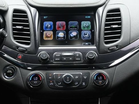 Used 2018 Chevrolet Impala Premier FWD image 20