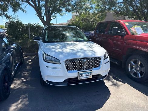 Used 2022 Lincoln Corsair AWD w/ Premium Package image 9