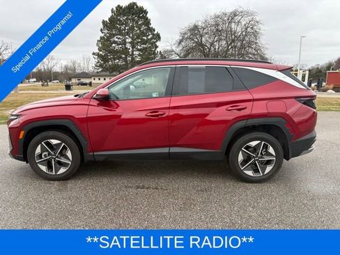 Used 2025 Hyundai Tucson SEL image 3
