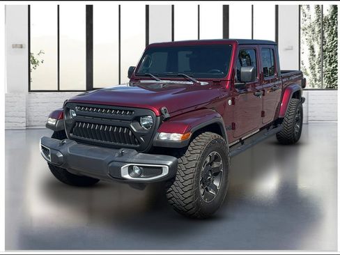 Used 2021 Jeep Gladiator Sport AWD/4WD image 1