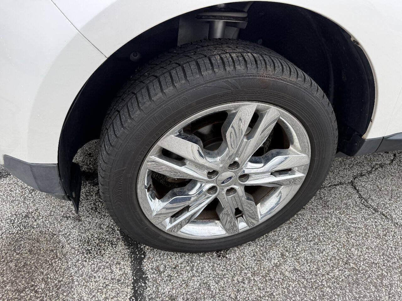 Used 2011 Ford Edge Limited w/ 301A Rapid Spec Order Code FWD image 10