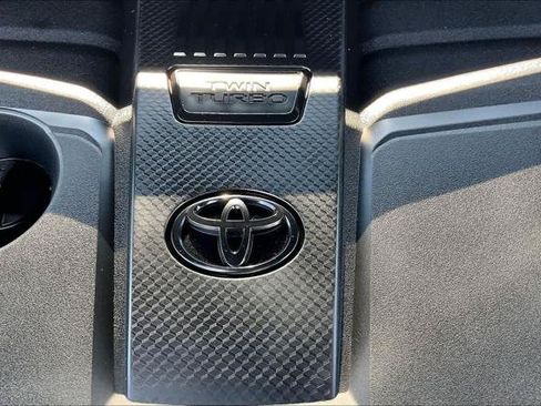 Certified 2026 Toyota Tundra Limited AWD/4WD image 33