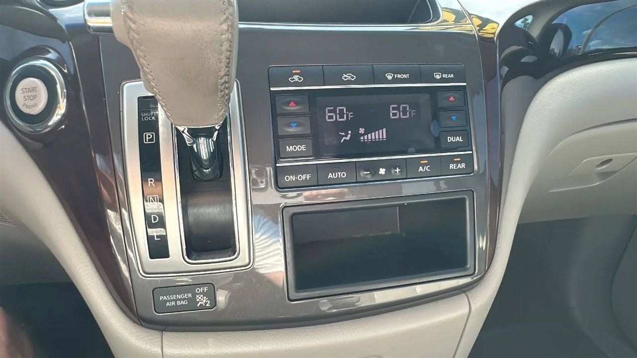 Used 2016 Nissan Quest SV w/ Leather Package FWD image 37