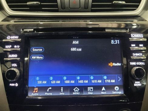 Used 2018 Nissan Murano SV AWD/4WD image 25