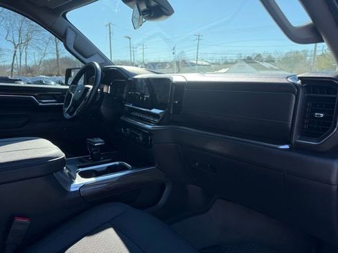 Used 2023 Chevrolet Silverado 1500 RST image 17