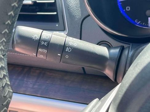 Used 2019 Subaru Outback 3.6R Limited w/ Popular Package #2 AWD/4WD image 33